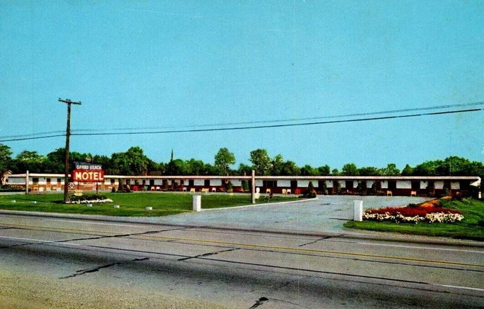 Grand Beach Motel - Vintage Postcard (newer photo)